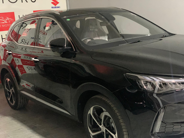 mg-hs-phev-2025-big-2