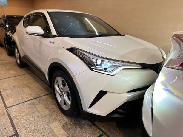 toyota-chr-2019-4-grade-fresh-2024-c-hr-ch-r-2018-s-g-led-2017-also-big-2