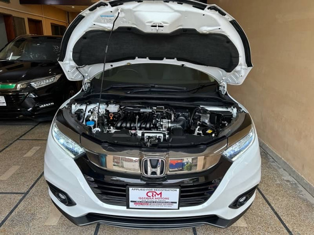 honda-vezel-2019-model-4-grade-fresh-import-vezel-2018-2017-vezel-z-big-16