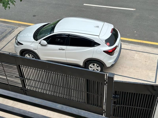 honda-vezel-2019-model-4-grade-fresh-import-vezel-2018-2017-vezel-z-big-14
