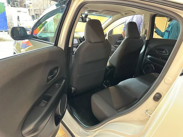 honda-vezel-2019-model-4-grade-fresh-import-vezel-2018-2017-vezel-z-big-9