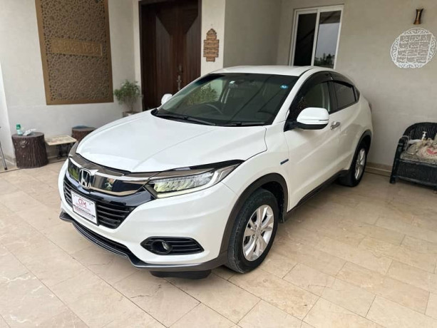 honda-vezel-2019-model-4-grade-fresh-import-vezel-2018-2017-vezel-z-big-2
