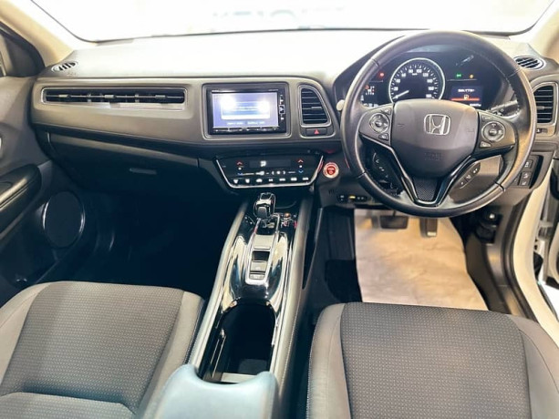 honda-vezel-2019-model-4-grade-fresh-import-vezel-2018-2017-vezel-z-big-4