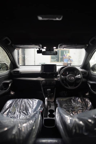 toyota-yaris-2022-45-grade-may-2025-import-passo-2021-2023-2024-swift-big-16