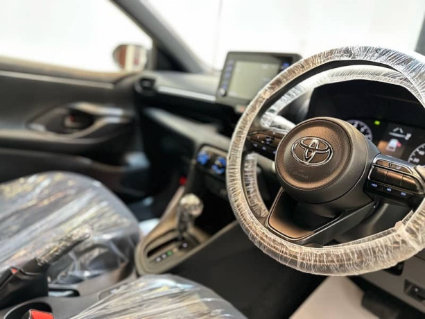 toyota-yaris-2022-4-grade-april-2025-passo-swift-cultus-2023-2024-2021-big-13
