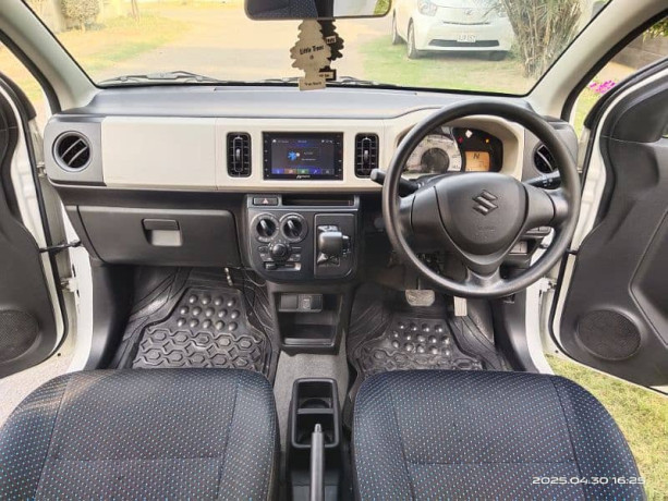 suzuki-alto-2023-big-8