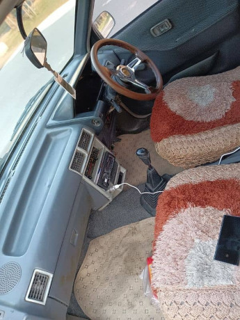 daihatsu-charade-model-1987-big-3
