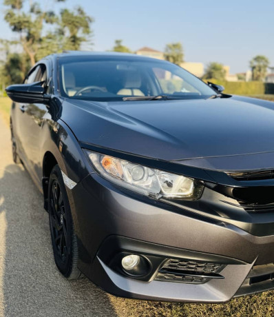 honda-civic-x-2018-big-6
