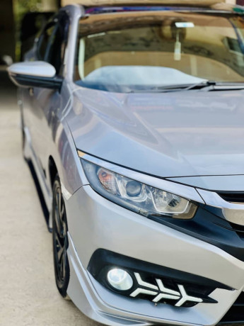 honda-civic-2017-model-lahore-register-bumper-to-bumper-original-paint-big-1
