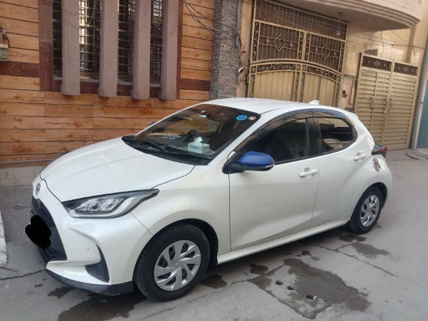 toyota-yaris-hatchback-2020-automatic-like-brand-new-condition-big-1