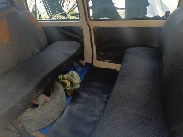 suzuki-carry-1992-big-8