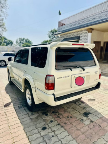 toyota-surf-2000-big-2