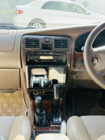 toyota-surf-2000-big-10
