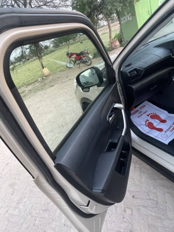 toyota-raize-xs-2021-for-sale-big-13