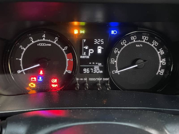 toyota-raize-xs-2021-for-sale-big-12