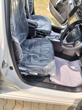 toyota-altis-grande-2021-big-6