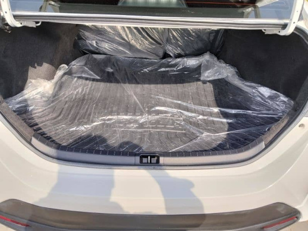 toyota-altis-grande-2021-big-14