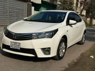 toyota-corolla-altis-2017