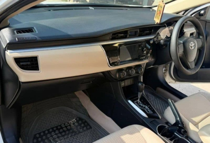 toyota-corolla-altis-2017-big-1