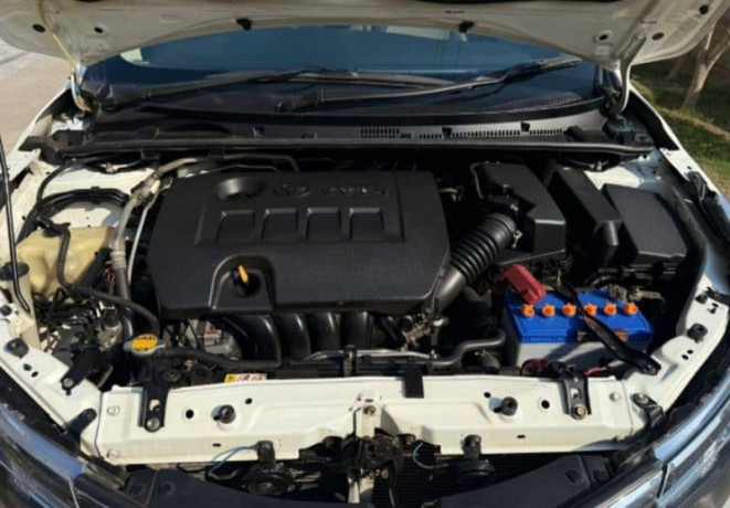 toyota-corolla-altis-2017-big-2