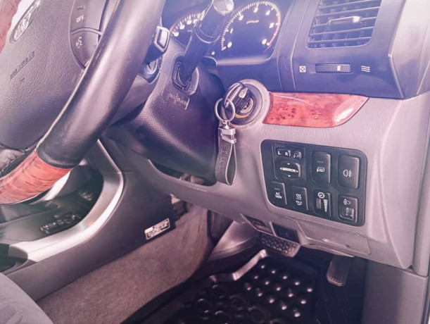 toyota-prado-2003-big-15