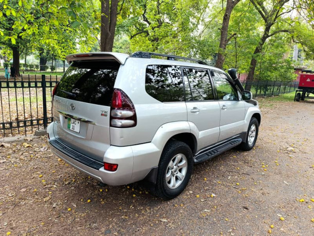 toyota-prado-2003-big-2