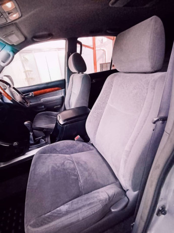 toyota-prado-2003-big-9