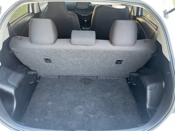 toyota-vitz-2018-big-4