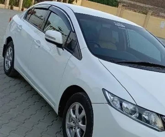 honda-civic-standard-2013-big-2
