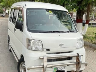 daihatsu-hijet-2016