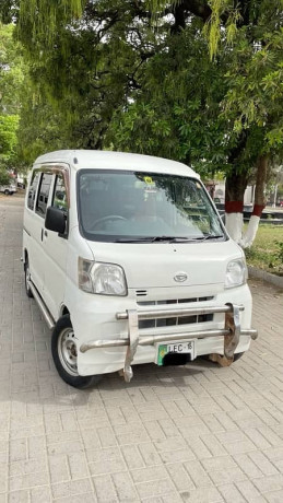 daihatsu-hijet-2016-big-0