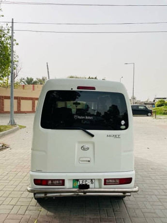 daihatsu-hijet-2016-big-3