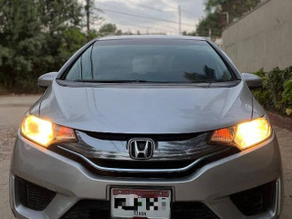 honda-fit-2014-reg-2018-silver-colour-first-owner