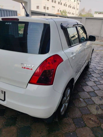 suzuki-swift-2018-big-5