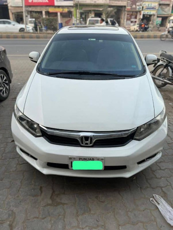 honda-civic-vti-oriel-prosmatec-2013-big-0