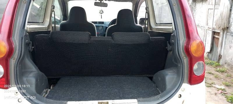 daihatsu-mira-2012-big-11