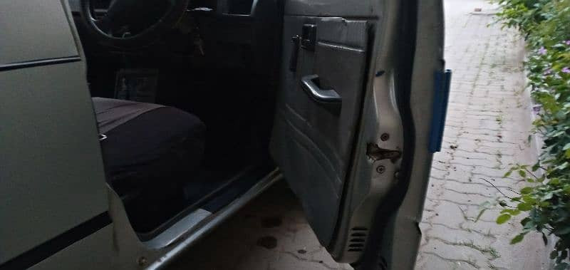 suzuki-mehran-vx-2006-big-9