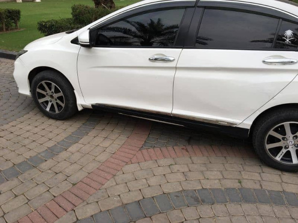 honda-city-ivtec-2022-big-12