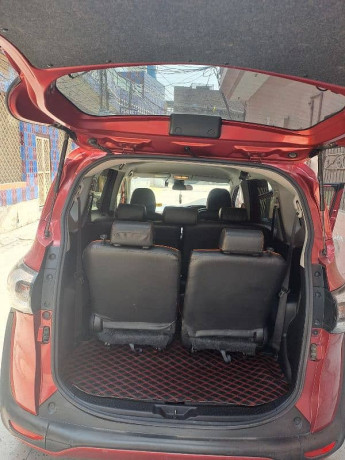 toyota-sienta-2018-big-3