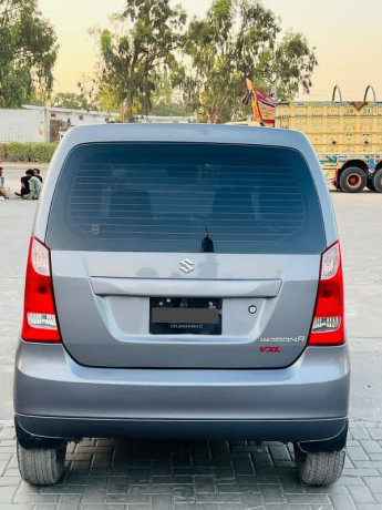 suzuki-wagon-r-2016-vxl-big-2