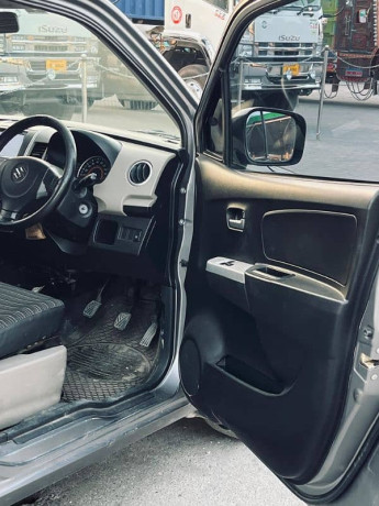 suzuki-wagon-r-2016-vxl-big-9