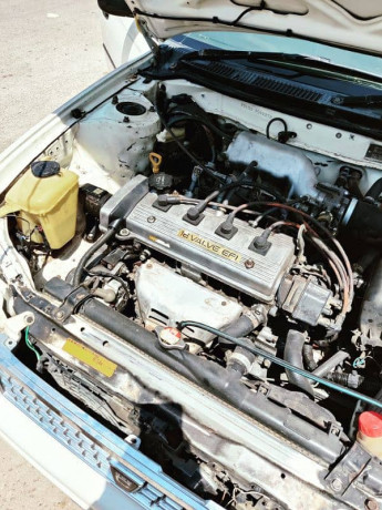 toyota-corolla-xe-1998-big-11