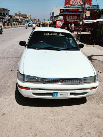 toyota-corolla-xe-1998-big-7