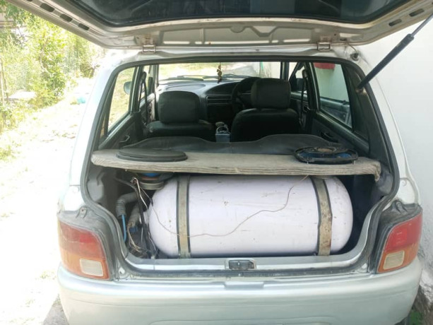 daihatsu-cuore-automatic-2000-model-big-11