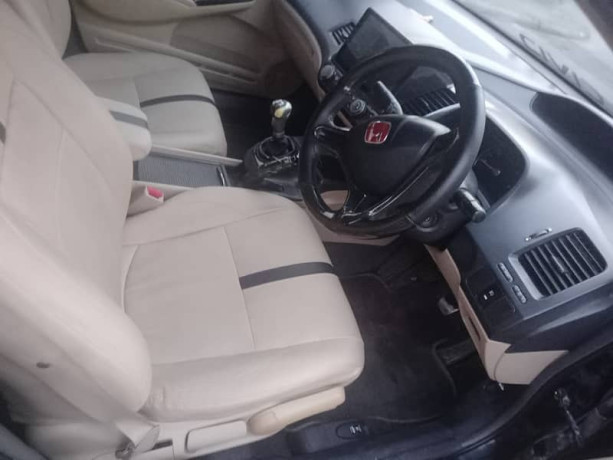 honda-civic-vti-2012-model-big-12