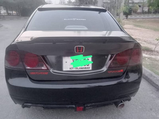 honda-civic-vti-2012-model-big-17
