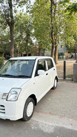 suzuki-alto-2012-big-1