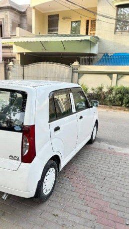 suzuki-alto-2012-big-5