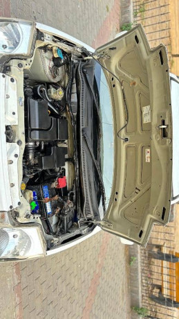 suzuki-alto-2012-big-14