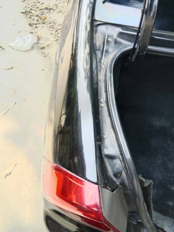 honda-civic-exi-2005-big-11
